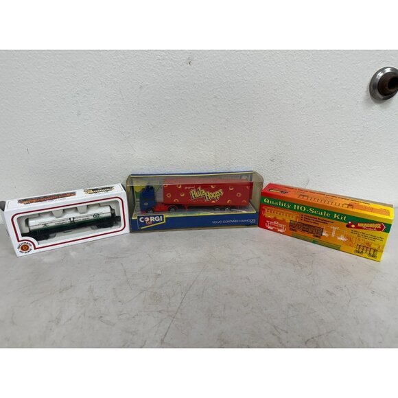 HO Scale Bachmann & Corgi HULA HOOPS Volvo 76036 42’ Steel Gondola FEC Railroad - Picture 1 of 10